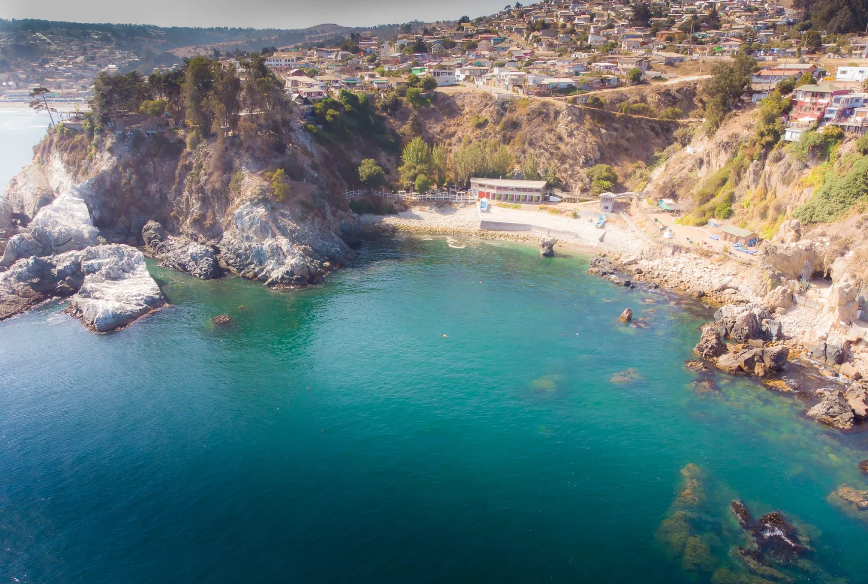 Caleta San Pedro, pescadores locales cerca de Marina del Arrayán.
